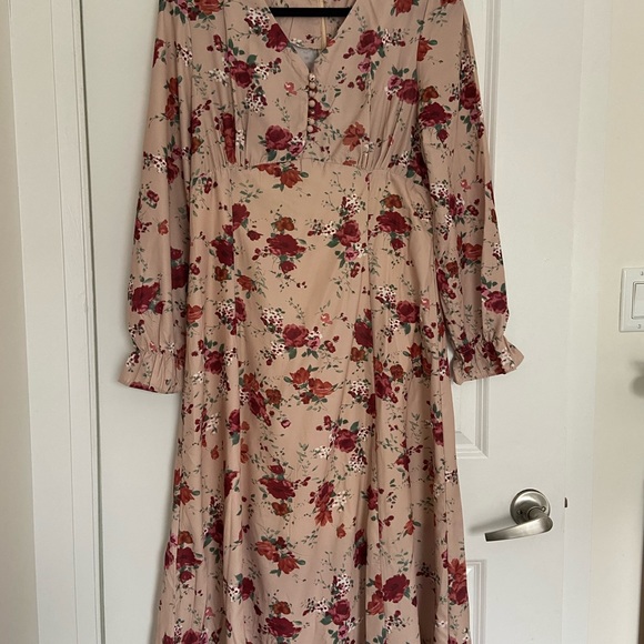 Long floral dress - Picture 4 of 5